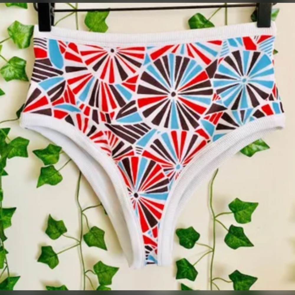 Like New Aerie Retro Pinwheel High Rise Cheeky Swim Bottoms. Size Small